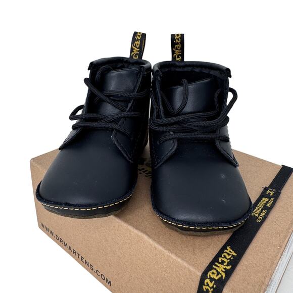 DR. Martens Nordstrom Crib Booties Baby Size 3 Black Auburn Leather Lace Up Boot - Picture 4 of 12